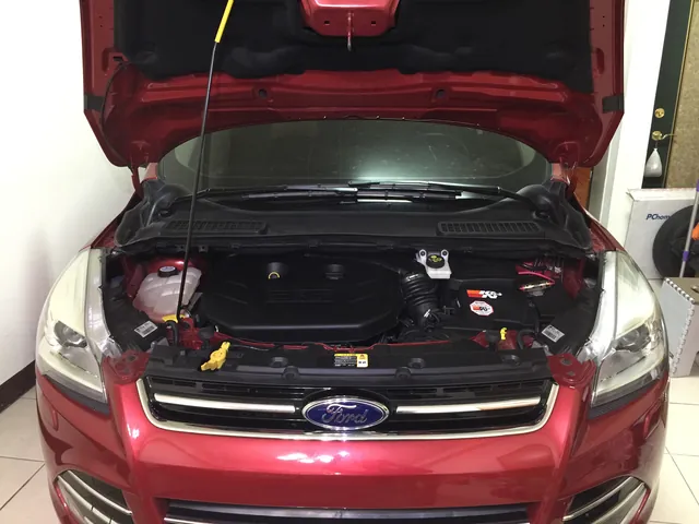 KUGA MK2 負極接地線 施工實績 1／9
